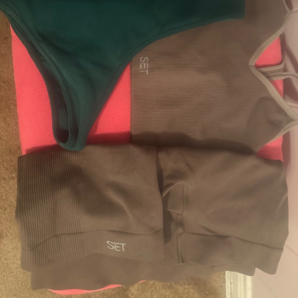 Set active bundle - Picture 2 of 3